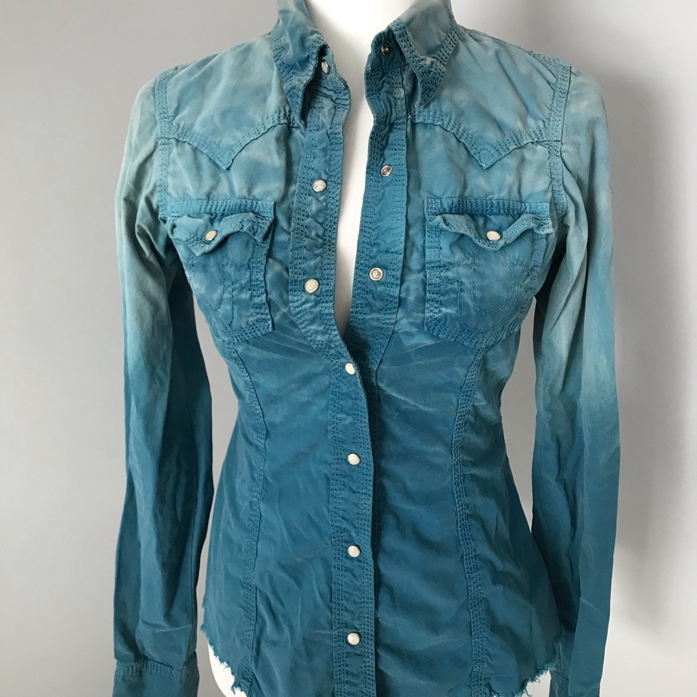 True Religion Women’s Pearl Snap Long Sleeve